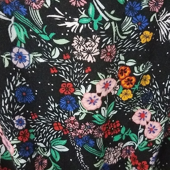 𝅺DIVIDED H&M Strappy floral Romper sz 2 - Picture 5 of 7
